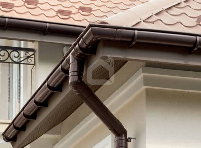 Notekcaurules skavas turētājs ar tapu 120 mm, GAMRAT (PVC), ZN